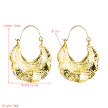 Load image into Gallery viewer, Wavy Hoop Earrings
