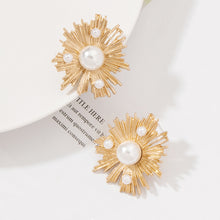Load image into Gallery viewer, Golden Pearls
